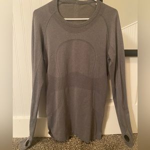 Lululemon long sleeve swiflty